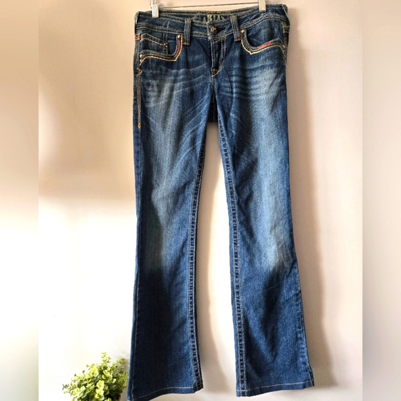 ARIAT "RUBY" Bootcut Flare Dark Wash Mid Rise Blue Jeans . 27L - Picture 1 of 16